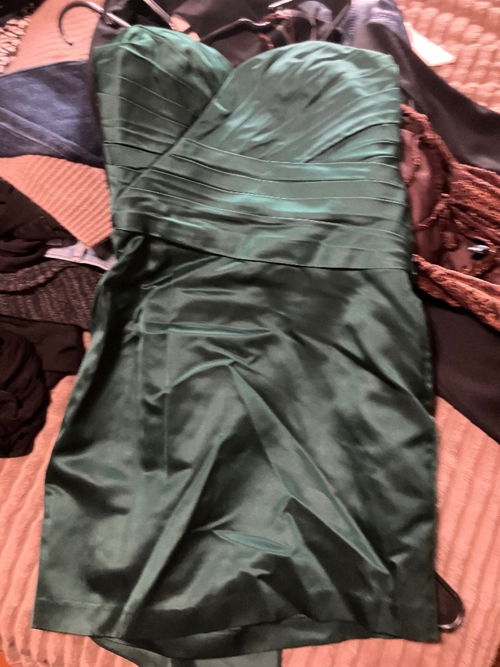 Emerald green prom dress